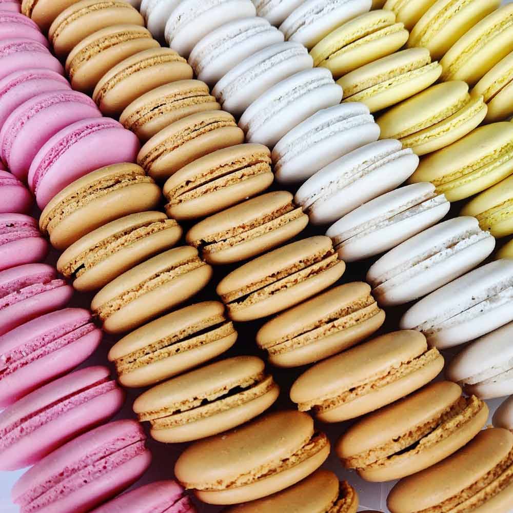 chewy macarons